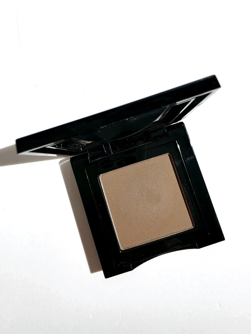 Bobbi Brown Eye Shadow Taupe